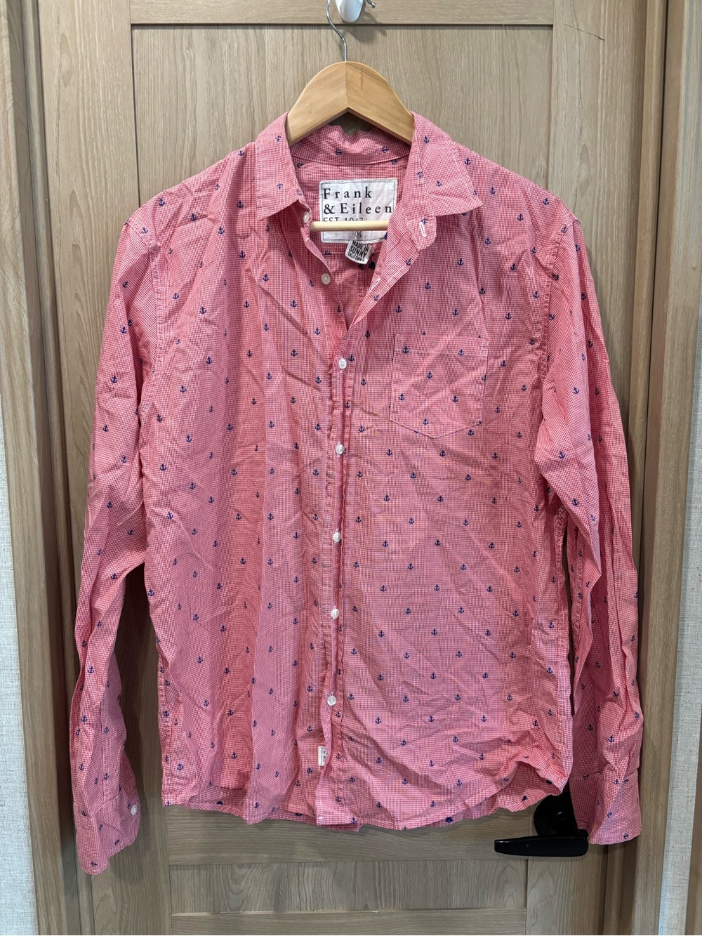 Frank & Eileen Button Down Shirt Size M Mens Coastal Anchor Nautical